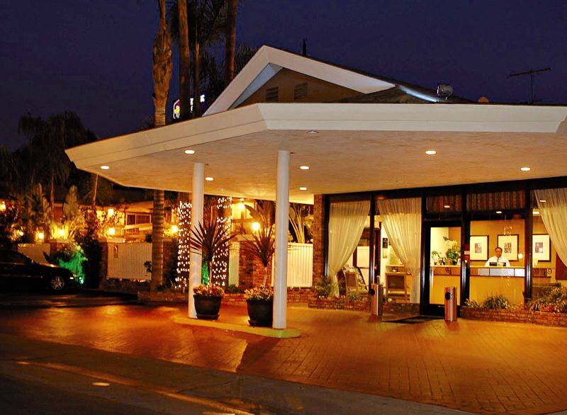 Best Western Plus Carriage Inn Los Angeles Exterior foto