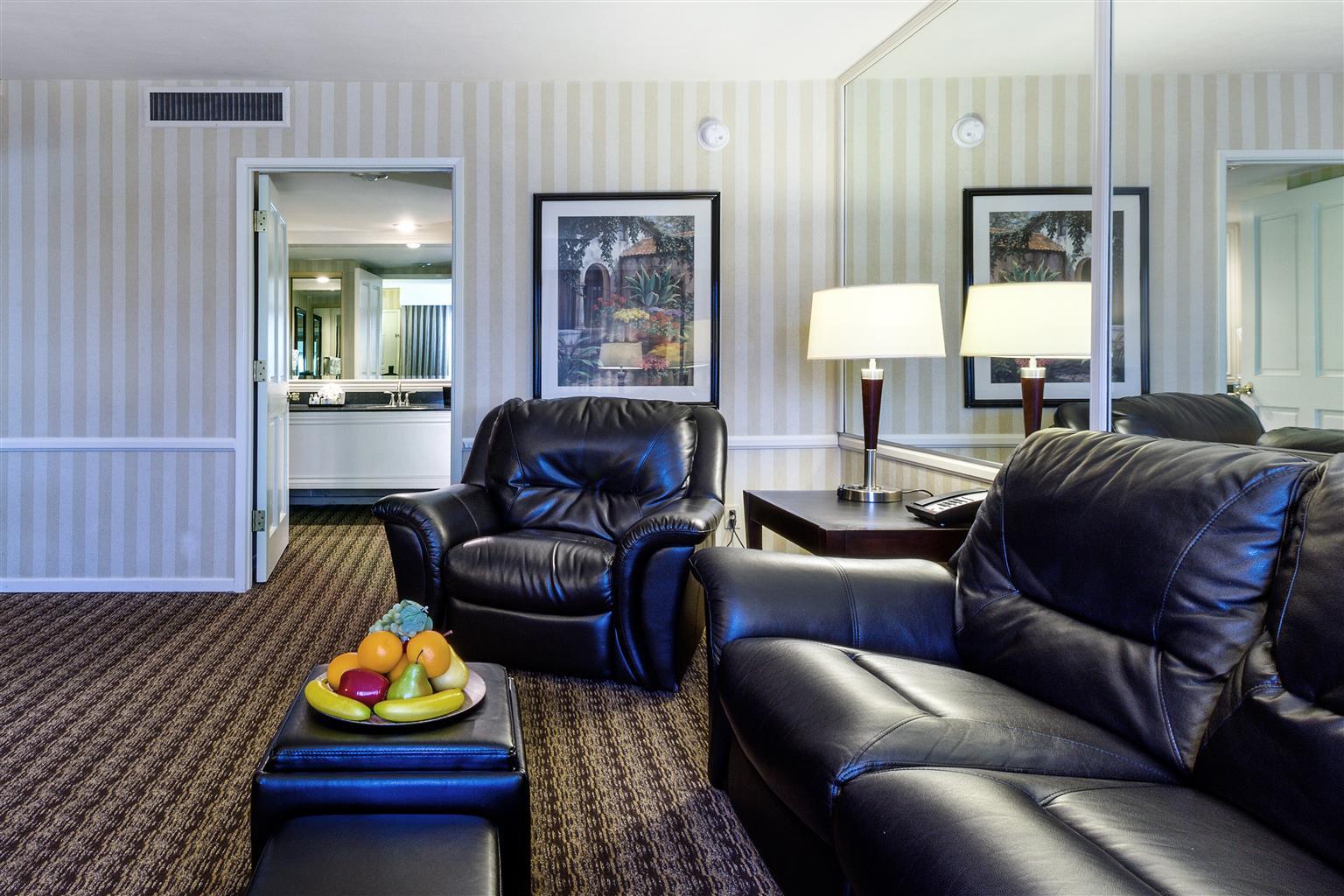 Best Western Plus Carriage Inn Los Angeles Exterior foto
